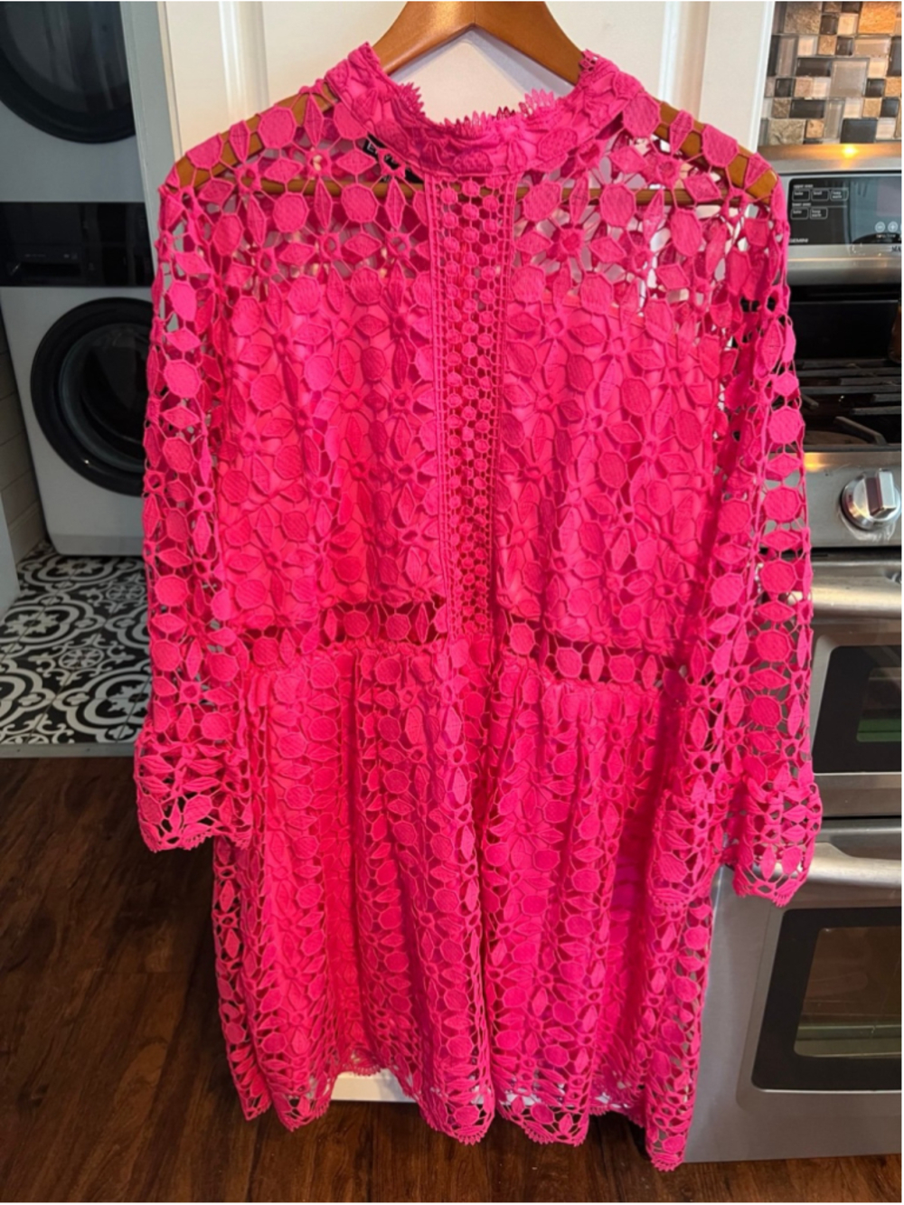 Eilly Bazar Women's Elegant Stand Collar Lace Hollow-Out Hot Pink Dress - Picture 3 of 12